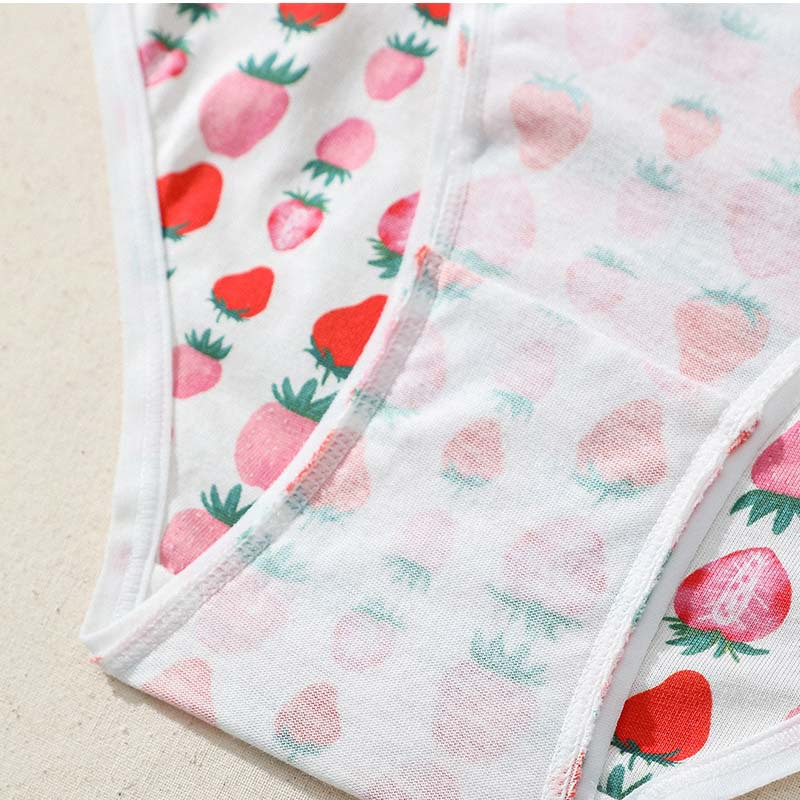 Comfy Hipster Cotton Bikini Panties with a Cute Print Design 1