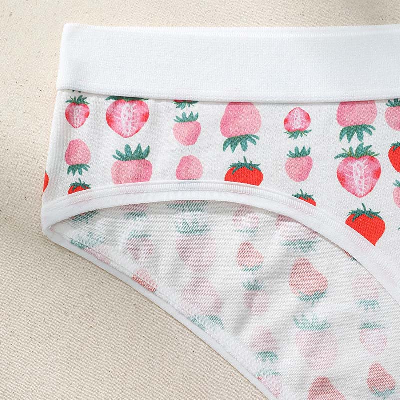 Comfy Hipster Cotton Bikini Panties with a Cute Print Design 2