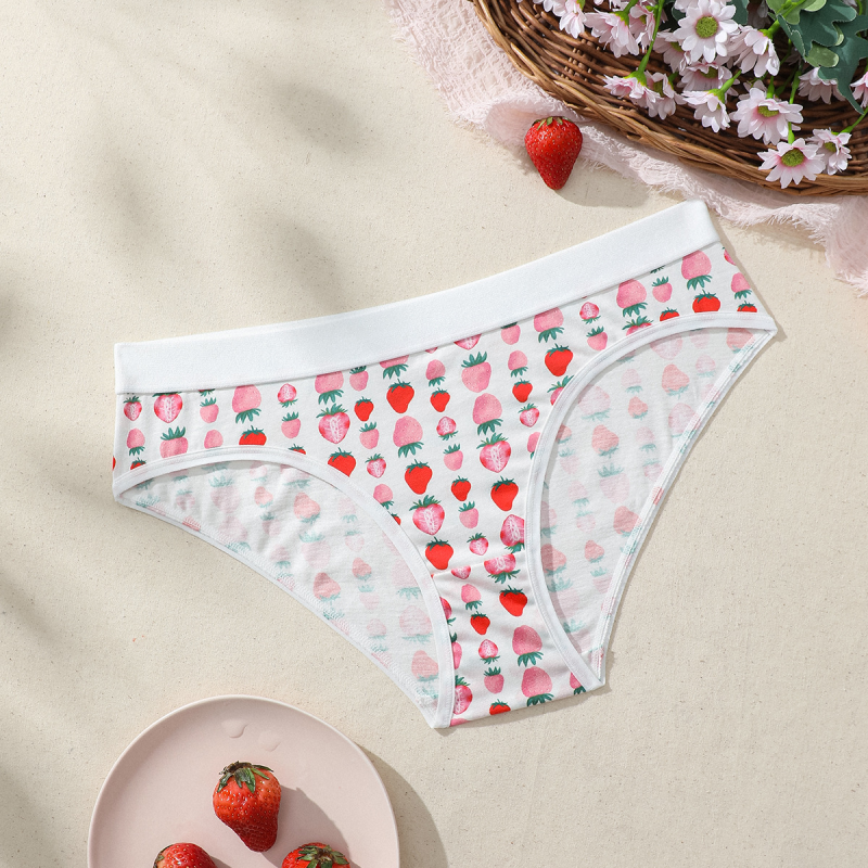 Comfy Hipster Cotton Bikini Panties with a Cute Print Design 5